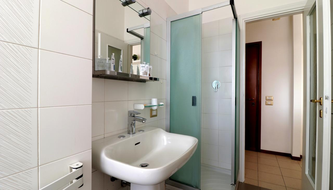 Italianway-Bergognone 47 Flat Apartment Milan Luaran gambar